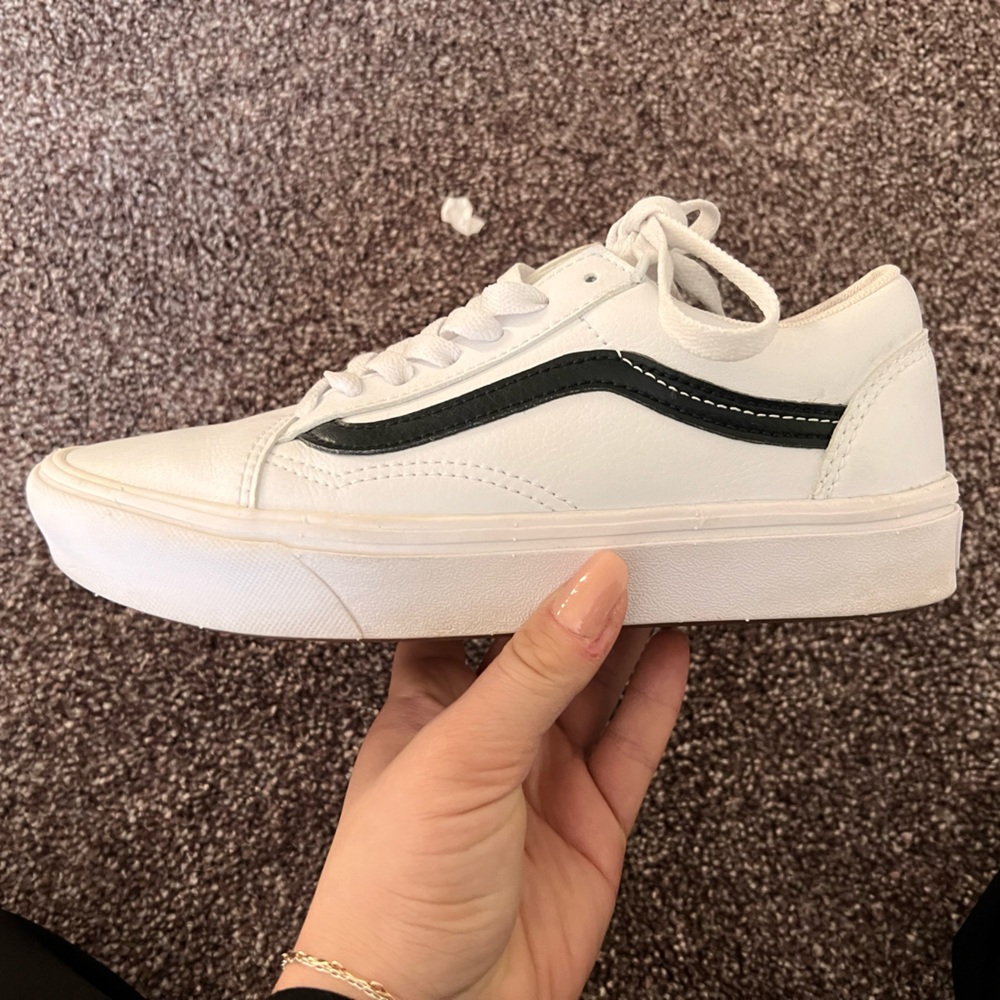 Vans sneakers never worn